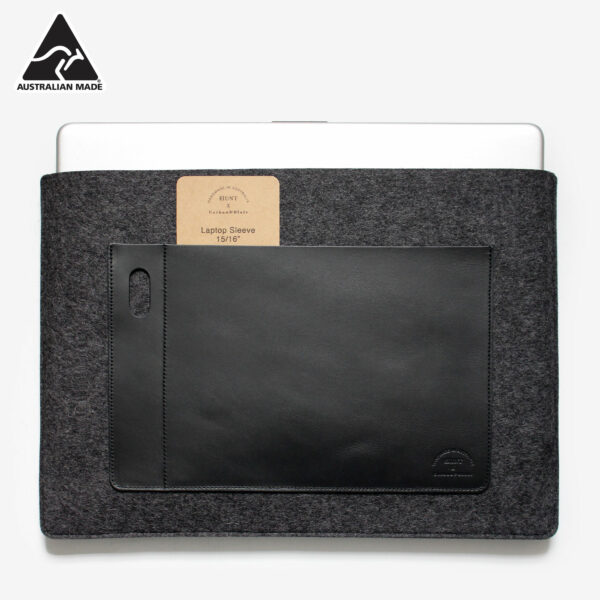 90486-HuntxCB-15-16-laptop-sleeve-black-aus-made-logo