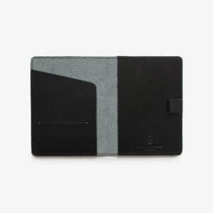 80000-basics-passport-wallet-black-2