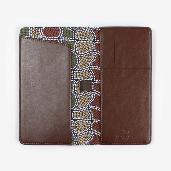 11021_Thomas_Avery_Mayan_Travel_Wallet_Brown_02