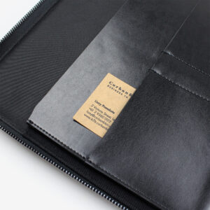 20004_Basics_A4_Leather_Zip_Compendium_04